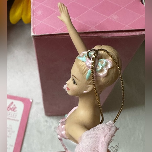 Vintage 1999 Avon Barbie As Marzipan In The Nutcracker 3rd & Final In Series - Picture 12 of 16